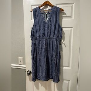 Blue Sleeveless V-Neck Dress